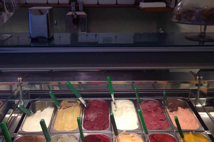 Gelateria Paganelli Reviews User Reviews For Gelateria Paganelli Repubblica Milano